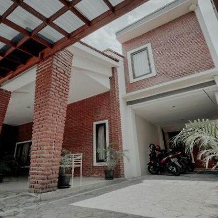 D'Paragon Cerry Kejayan المظهر الخارجي الصورة